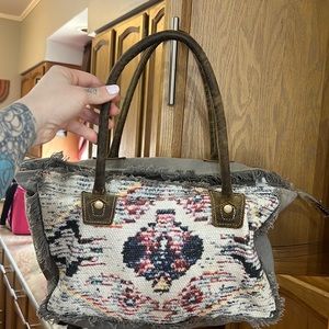 Myra Bag